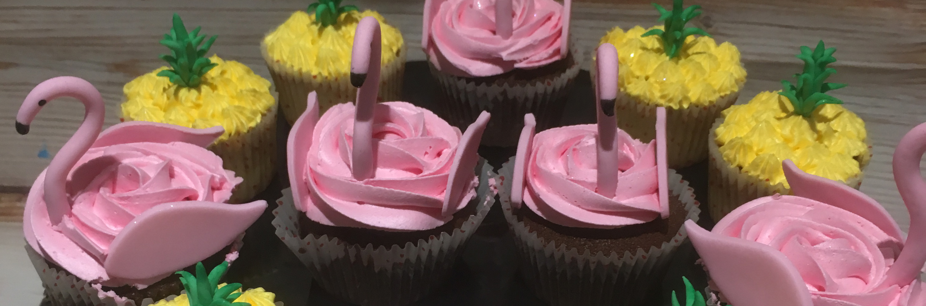 Cupcake flamands rose 2 bis bis.jpg